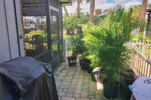 Casa en venta en New Smyrna Beach, Florida, 2 dormitorios, 134.99 m2 № 1556210 - foto 17
