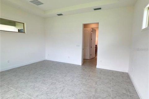 House in Orlando, Florida 5 bedrooms, 295.43 sq.m. № 2209713 - photo 16