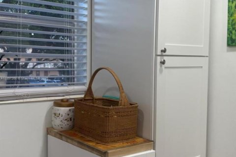 Купить кондоминиум в Лодердейл-Лейкс, Флорида 1 спальня, 63.55м2, № 1948767 - фото 8