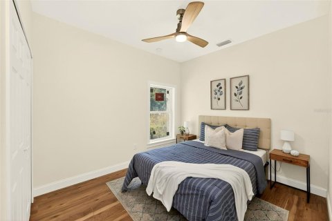 House in Saint Petersburg, Florida 3 bedrooms, 141.3 sq.m. № 2229170 - photo 22