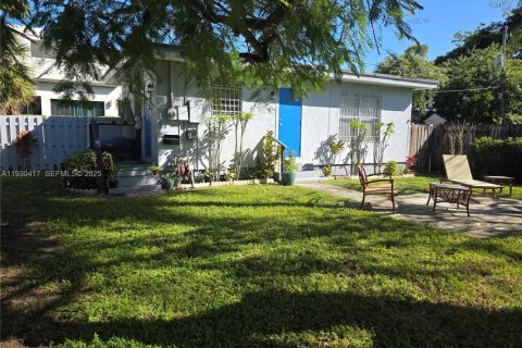 Casa en alquiler en Fort Lauderdale, Florida, 1 dormitorio, 44.59 m2 № 1991240 - foto 14