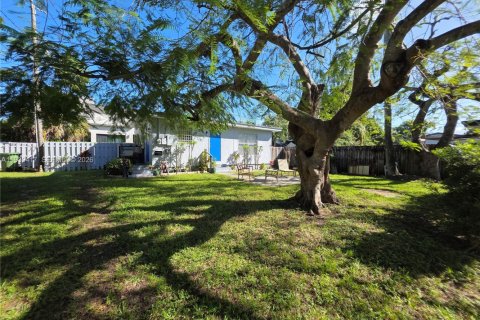 Casa en alquiler en Fort Lauderdale, Florida, 1 dormitorio, 44.59 m2 № 1991240 - foto 22