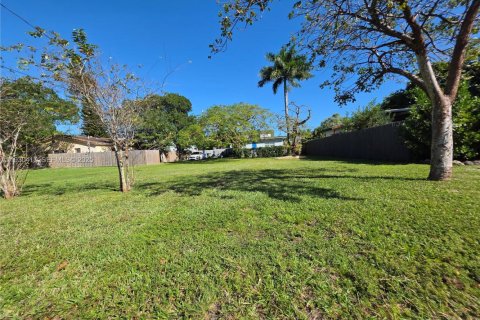 Casa en alquiler en Fort Lauderdale, Florida, 1 dormitorio, 44.59 m2 № 1991240 - foto 11