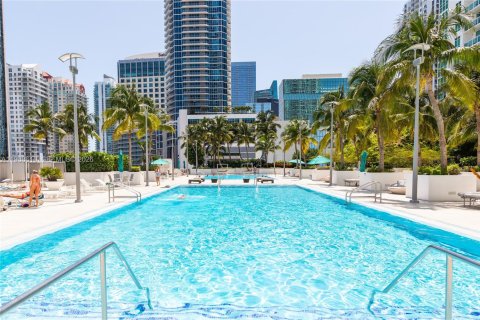 Снять в аренду кондоминиум в Майами, Флорида 2 спальни, 102.29м2, № 2031414 - фото 12