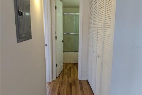 Condo in Port Charlotte, Florida, 2 bedrooms  № 2165956 - photo 15