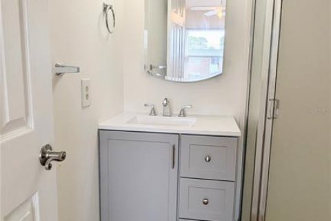 Condo in Port Charlotte, Florida, 2 bedrooms  № 2165956 - photo 20