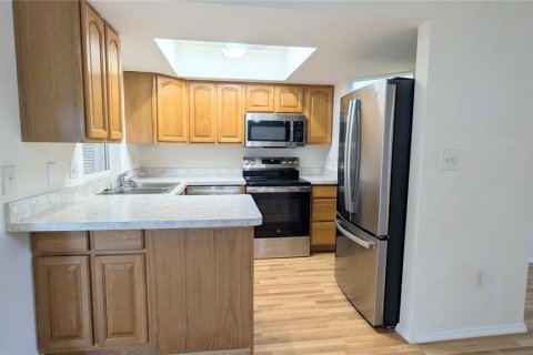Condo in Port Charlotte, Florida, 2 bedrooms  № 2165956 - photo 7