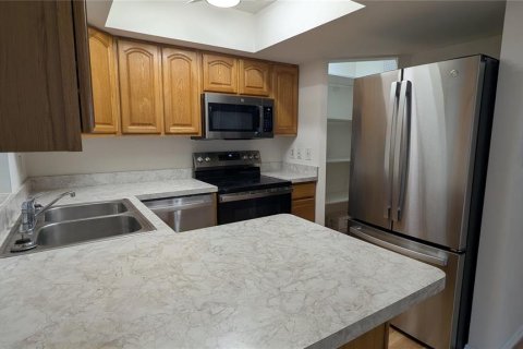 Condo in Port Charlotte, Florida, 2 bedrooms  № 2165956 - photo 8