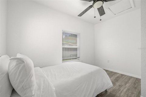 Casa en alquiler en Tampa, Florida, 2 dormitorios, 69.12 m2 № 1903332 - foto 25