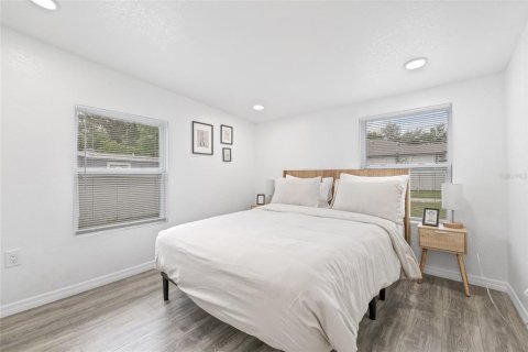 Casa en alquiler en Tampa, Florida, 2 dormitorios, 69.12 m2 № 1903332 - foto 18