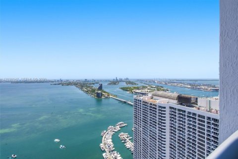 Condo in Miami, Florida, 2 bedrooms  № 2086325 - photo 28