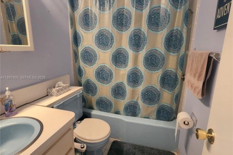 Condominio en venta en Fort Lauderdale, Florida, 1 dormitorio, 65.03 m2 № 2067175 - foto 13