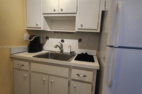 Condominio en venta en Fort Lauderdale, Florida, 1 dormitorio, 65.03 m2 № 2067175 - foto 9