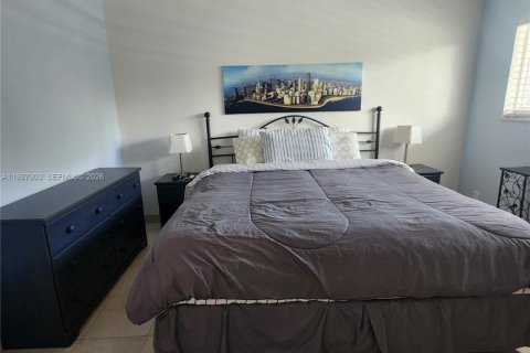 Condominio en venta en Fort Lauderdale, Florida, 1 dormitorio, 65.03 m2 № 2067175 - foto 12