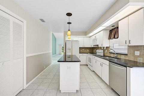 Casa en venta en Bradenton, Florida, 2 dormitorios, 149.11 m2 № 1285719 - foto 15