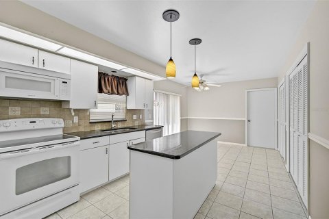 Casa en venta en Bradenton, Florida, 2 dormitorios, 149.11 m2 № 1285719 - foto 18