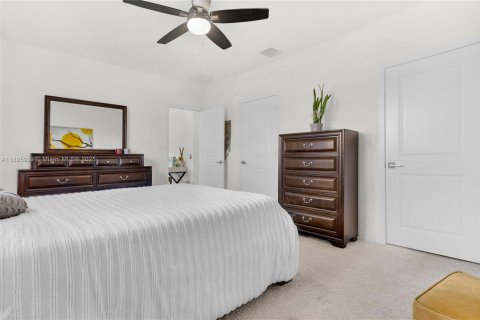 Купить виллу или дом в Флорида-Сити, Флорида 4 спальни, 197.51м2, № 1950270 - фото 17