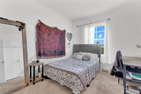 Купить виллу или дом в Флорида-Сити, Флорида 4 спальни, 197.51м2, № 1950270 - фото 21