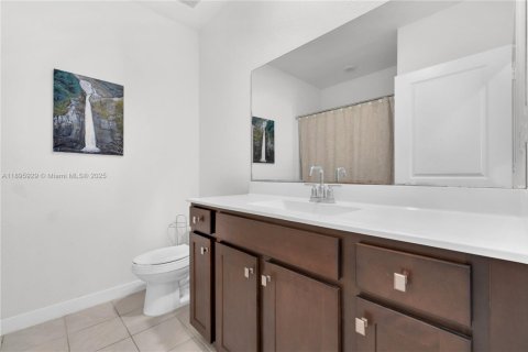 Купить виллу или дом в Флорида-Сити, Флорида 4 спальни, 197.51м2, № 1950270 - фото 18