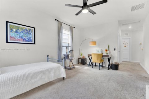 Купить виллу или дом в Флорида-Сити, Флорида 4 спальни, 197.51м2, № 1950270 - фото 26