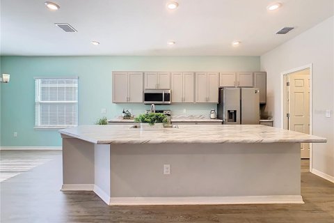House in Haines City, Florida 4 bedrooms, 188.5 sq.m. № 1885677 - photo 5