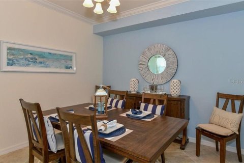Condo in Lakewood Ranch, Florida, 3 bedrooms in LAKEWOOD NATIONAL  № 1915637 - photo 10