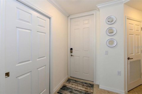 Condo in Lakewood Ranch, Florida, 3 bedrooms in LAKEWOOD NATIONAL  № 1915637 - photo 3