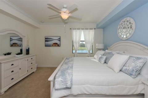 Condo in Lakewood Ranch, Florida, 3 bedrooms in LAKEWOOD NATIONAL  № 1915637 - photo 16