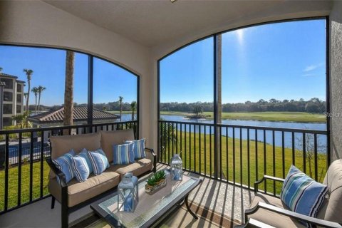 Condo in Lakewood Ranch, Florida, 3 bedrooms in LAKEWOOD NATIONAL  № 1915637 - photo 22