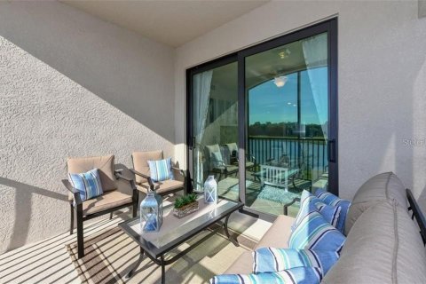 Condo in Lakewood Ranch, Florida, 3 bedrooms in LAKEWOOD NATIONAL  № 1915637 - photo 23