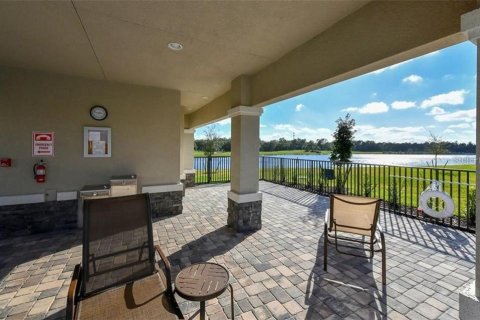 Condo in Lakewood Ranch, Florida, 3 bedrooms in LAKEWOOD NATIONAL  № 1915637 - photo 28