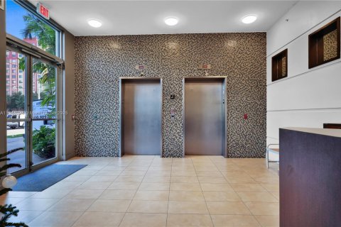 Copropriété à vendre à Miami, Floride: 2 chambres, 88.26 m2 № 1839305 - photo 7