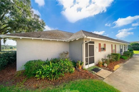 House in Apopka, Florida 3 bedrooms, 126.9 sq.m. № 2266927