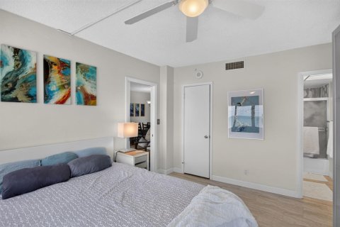 Copropriété à vendre à Pompano Beach, Floride: 2 chambres, 74.32 m2 № 2431308 - photo 25