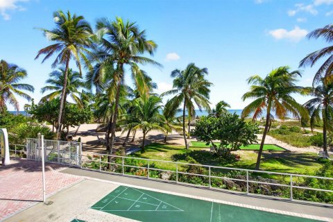 Copropriété à vendre à Pompano Beach, Floride: 2 chambres, 74.32 m2 № 2431308 - photo 29