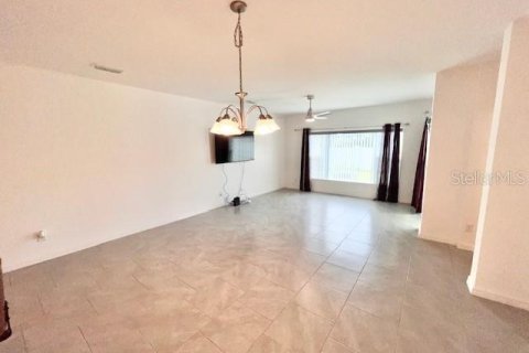 Touwnhouse à louer à Kissimmee, Floride: 4 chambres, 173.54 m2 № 1915304 - photo 8