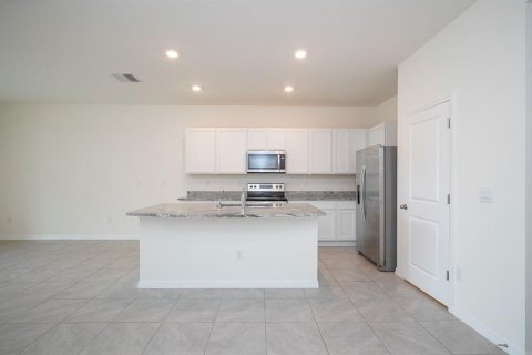 Touwnhouse à louer à Wesley Chapel, Floride: 3 chambres, 155.43 m2 № 2416706 - photo 21