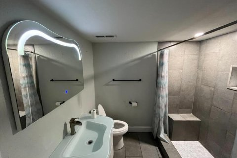 Condo in Tampa, Florida, 2 bedrooms  № 1012760 - photo 7