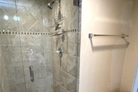 Condominio en alquiler en Aventura, Florida, 2 dormitorios, 126.81 m2 № 2029625 - foto 18