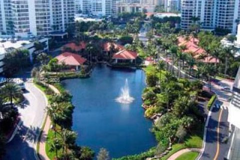 Condominio en alquiler en Aventura, Florida, 2 dormitorios, 126.81 m2 № 2029625 - foto 22
