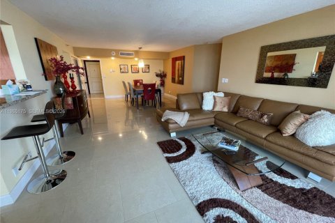 Condominio en alquiler en Aventura, Florida, 2 dormitorios, 126.81 m2 № 2029625 - foto 13