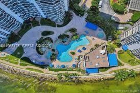 Condominio en alquiler en Aventura, Florida, 2 dormitorios, 126.81 m2 № 2029625 - foto 5