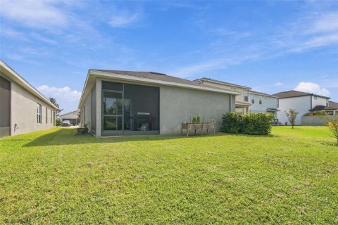 Villa ou maison à vendre à Land O' Lakes, Floride: 3 chambres, 142.14 m2 № 2416525 - photo 17