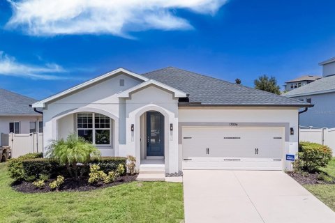 House in Clermont, Florida 3 bedrooms, 181.44 sq.m. № 1906300 - photo 1