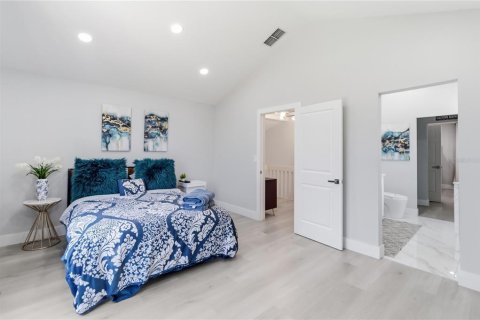 House in Davenport, Florida 3 bedrooms, 142.51 sq.m. № 2313078 - photo 21
