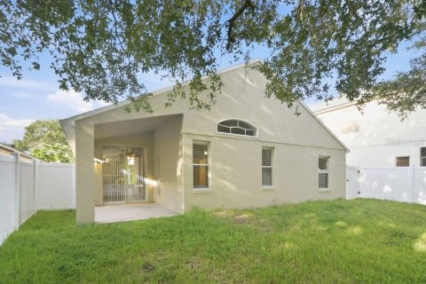 Villa ou maison à louer à Casselberry, Floride: 4 chambres, 171.03 m2 № 2386799 - photo 16