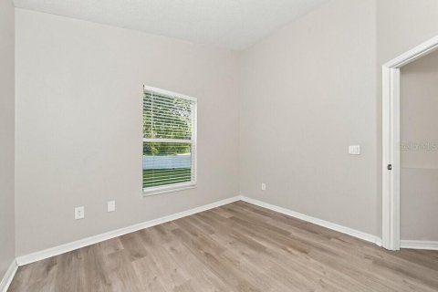 Villa ou maison à louer à Casselberry, Floride: 4 chambres, 171.03 m2 № 2386799 - photo 14