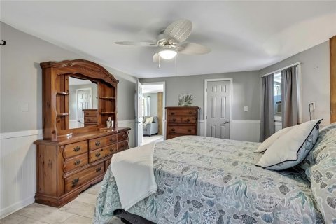 House in Hernando Beach, Florida 3 bedrooms, 110.83 sq.m. № 1550509 - photo 22