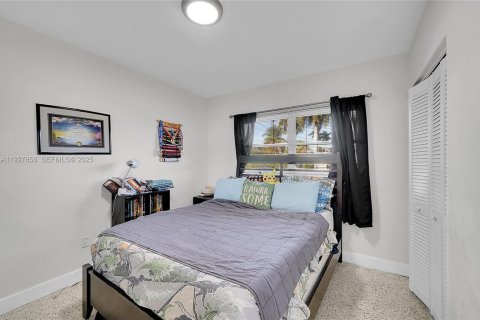 Casa en venta en Miami, Florida, 3 dormitorios, 107.02 m2 № 1988709 - foto 18