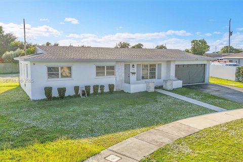 Casa en venta en Miami, Florida, 3 dormitorios, 107.02 m2 № 1988709 - foto 29